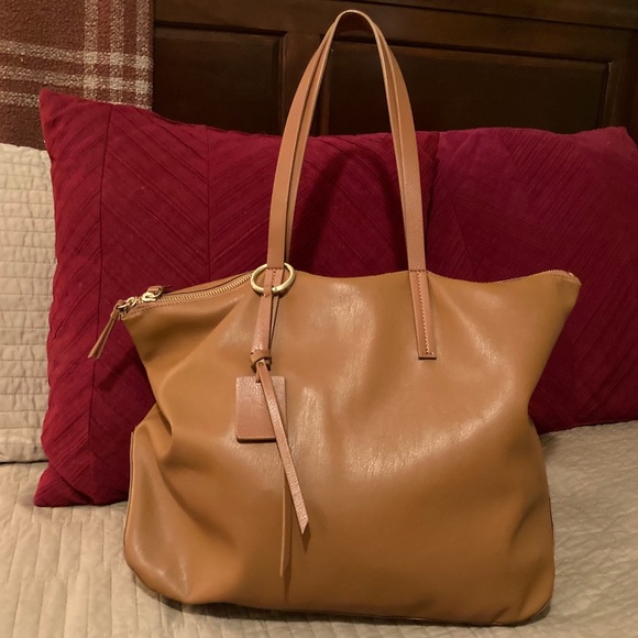 Elizabeth and James Handbags - Elizabeth and James Tote (Large)